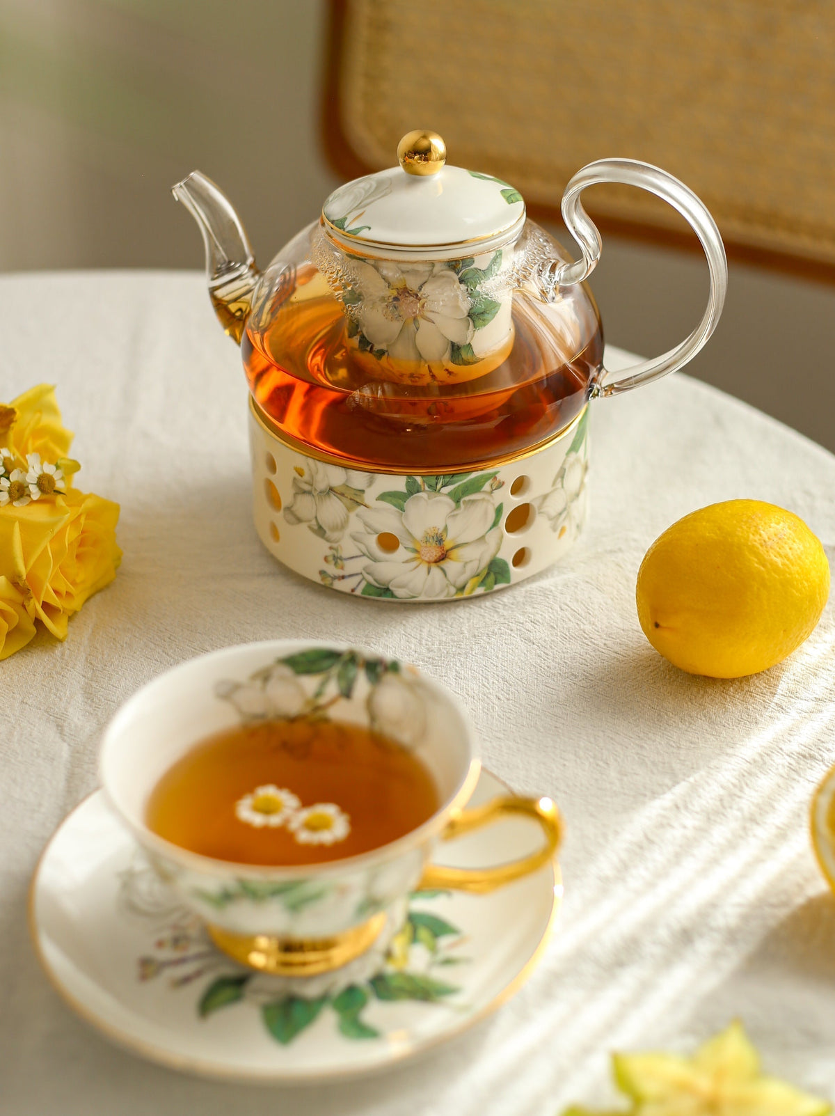 Porcelain Tea Pot Sets: What to Consider Before You Buy